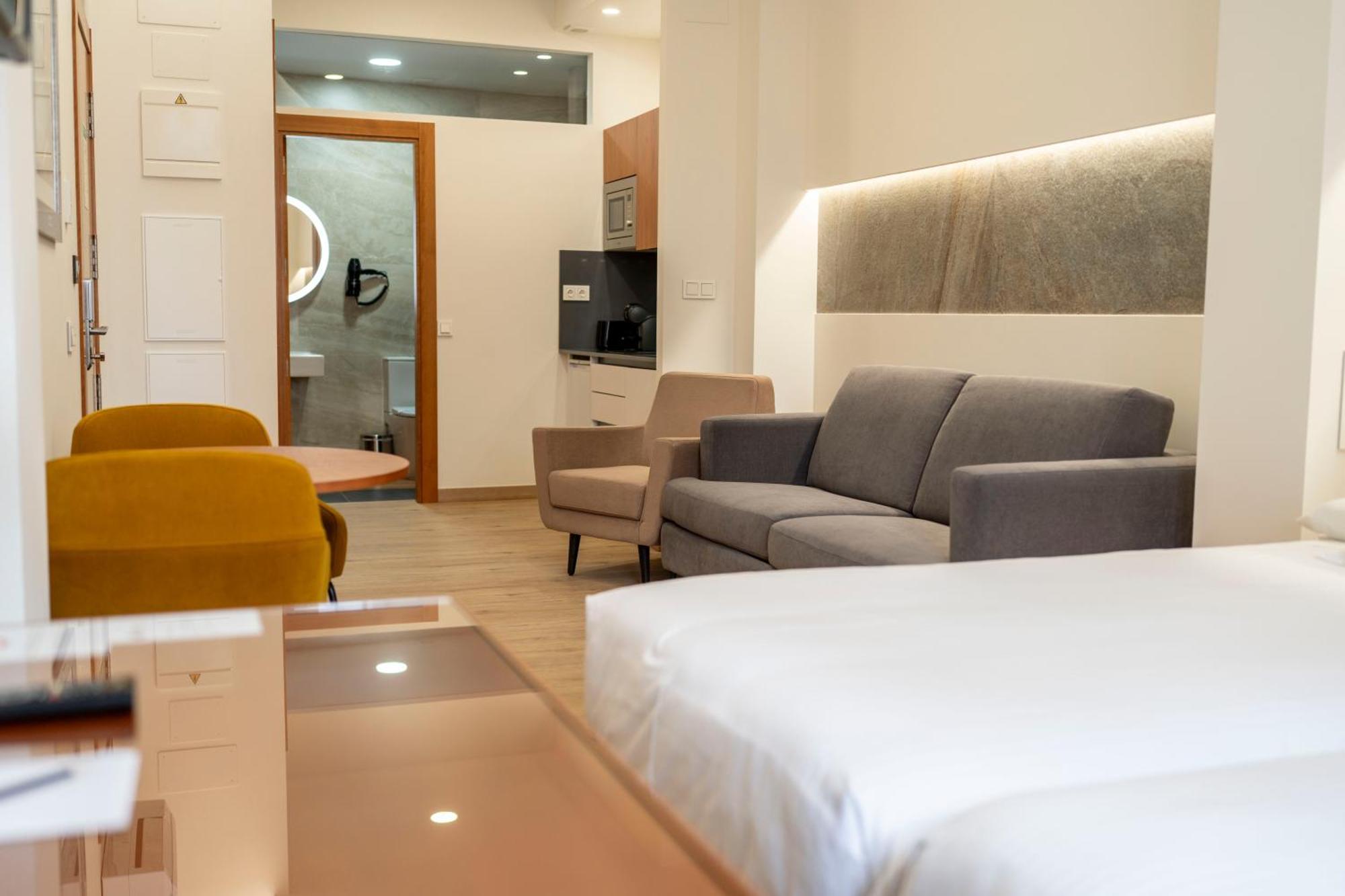 Torreluz Suites Almería Exterior foto